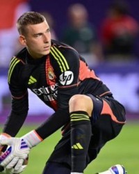 华体会-不甘为库瓦替补，渴望更多出场，卢宁续约陷入僵局